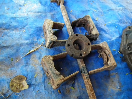 ขายชุดยกสำเร็จรูปพร้อมเมือลิง