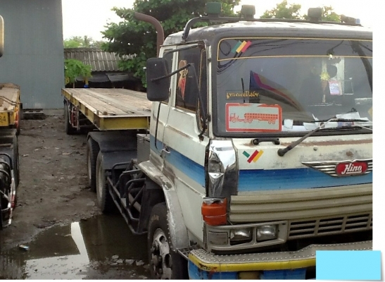ขายยกฝูง hino หัวลาก+หาง จำนวน 3 พ่วง ขายยกฝูง hino หัวลาก+หาง จำนวน 3 พ่วง