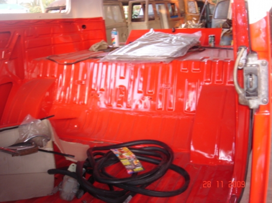 ขายแตงโมปี 73 ไฟเลี้ยวบน ปะผุ ทำสี overhaul ใหม่หมดแล้ว มีเคาน์เตอร์บาร์สแตนเลสแท้พร้อมค้าขายได้เลย ขายแตงโมปี 73 ไฟเลี้ยวบน ปะผุ ทำสี overhaul ใหม่หมดแล้ว มีเคาน์เตอร์บาร์สแตนเลสแท้พร้อมค้าขายได้เลย