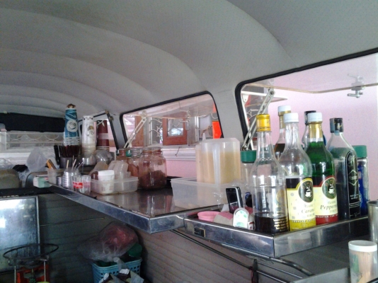 ขายแตงโมปี 73 ไฟเลี้ยวบน ปะผุ ทำสี overhaul ใหม่หมดแล้ว มีเคาน์เตอร์บาร์สแตนเลสแท้พร้อมค้าขายได้เลย ขายแตงโมปี 73 ไฟเลี้ยวบน ปะผุ ทำสี overhaul ใหม่หมดแล้ว มีเคาน์เตอร์บาร์สแตนเลสแท้พร้อมค้าขายได้เลย