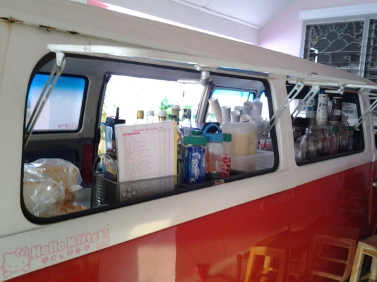 ขายแตงโมปี 73 ไฟเลี้ยวบน ปะผุ ทำสี overhaul ใหม่หมดแล้ว มีเคาน์เตอร์บาร์สแตนเลสแท้พร้อมค้าขายได้เลย ขายแตงโมปี 73 ไฟเลี้ยวบน ปะผุ ทำสี overhaul ใหม่หมดแล้ว มีเคาน์เตอร์บาร์สแตนเลสแท้พร้อมค้าขายได้เลย