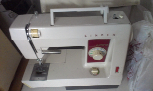 ขายจรัก เย็บผ้า ซิงเกอร์