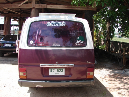 ขายรถตู้ คลาสสิคNissan Urvan e23 ไฟกลม ขายรถตู้ คลาสสิคNissan Urvan e23 ไฟกลม