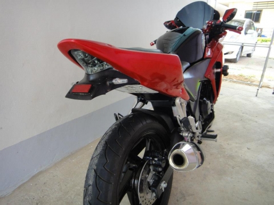 CBR250R abs แต่งเต็ม คุ้มมาก ซื้อไปขี่หล่อได้เลยครับ