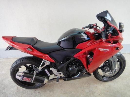 CBR250R abs แต่งเต็ม คุ้มมาก ซื้อไปขี่หล่อได้เลยครับ