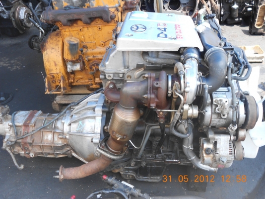 ขายเครื่อง toyota d4d 2500 cc