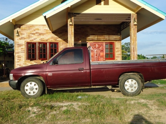 ขายรถกระบะ นิสสันบิ๊กเอ็ม