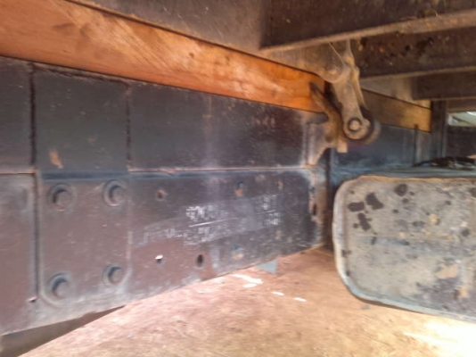 รถฮีโน่ 6 ล้อดั้ม  100 แรงม้า  สนใจติดต่อ 081 - 6079515