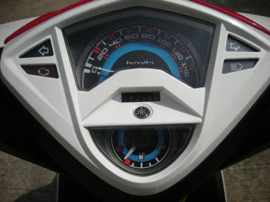 mio 125 ปี2012 สีแดง-ขาว เดิมๆ mio 125 ปี2012 สีแดง-ขาว เดิมๆ