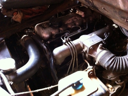 MAZDA T8500 - 100 HP รถบรรทุก 6 ล้อ กระบะเหล็กหลังคาโดยสารความยาว 4.30 เมตรสภาพสวย เครื่องแห้งแรงดี ภายในเก๋งคอนโซลสวยครบ ช่วงล่างเดิมๆคัชซีสวย ยาง 7.50 ขอบ 16 สภาพดีพร้อมบรรทุกพร้อมใช้งาน เอกสารทะเบียนภาษีครบพร้อมโอน ราคาต่อรองได้ครับ