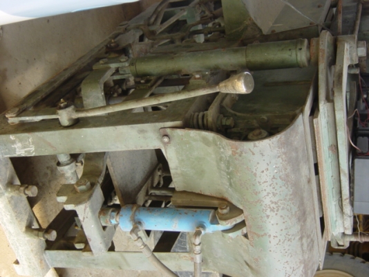 ขายเครื่องผลิตอิฐบล็อกระบบอัตโนมัติ ชนิด  4 ก้อน