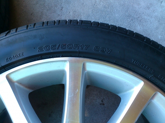 แม็ก 17 พร้อมยาง ติดรถCAMRY ** 8500