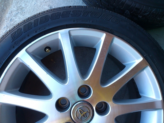 แม็ก 17 พร้อมยาง ติดรถCAMRY ** 8500