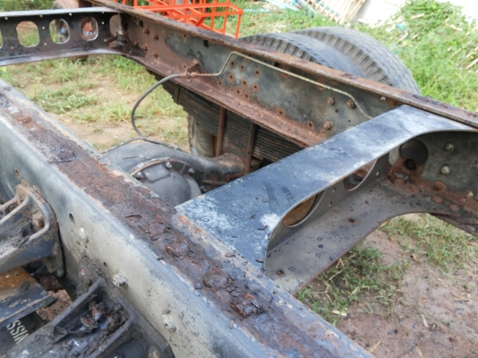 ขายหกล้อ nissan cpa 180แรง