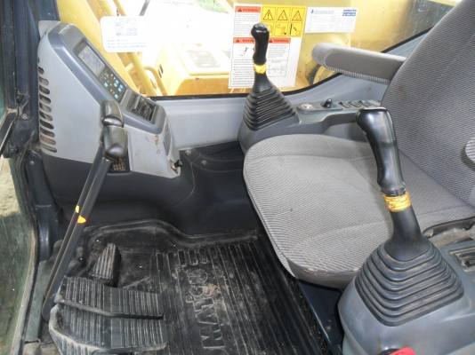 Komatsu PC200-7 Komatsu PC200-7