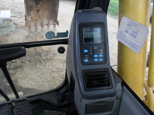 Komatsu PC200-7 Komatsu PC200-7