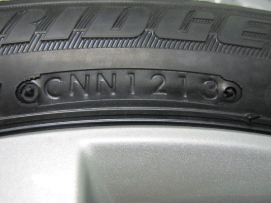 ขายล้อแม็ก Suzuki Swift พร้อมยางป้ายแดง ขอบ16 ปี13 ออกจากศูนย์แล้วถอดออกเลย