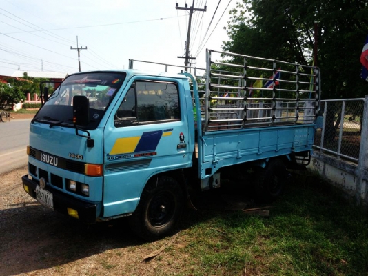 ขาย4ล้อ  88  4JB1 เครื่องแน่น พร้อมใช้งาน ทะเบียนเต็มเอกสารพร้อมโอน