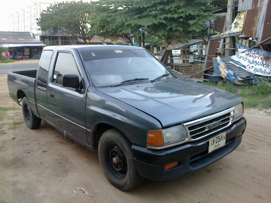 อีซูซุแคบ เดิมสวย ขายถูก พร้อมใช้