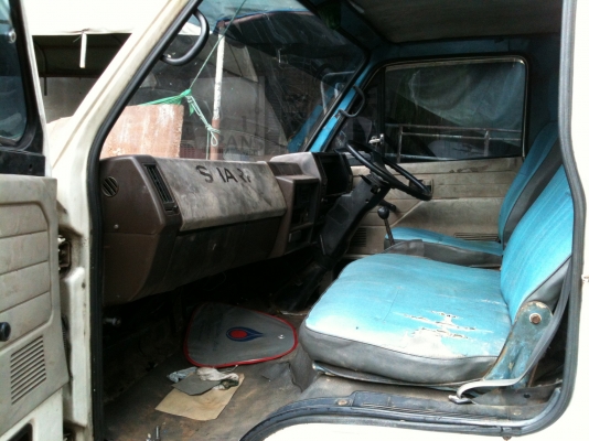 ISUZU NPR 115 ISUZU NPR 115