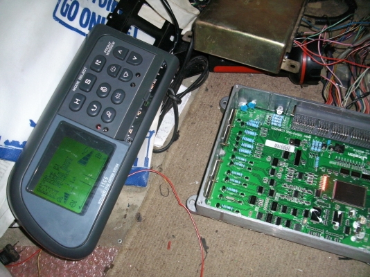 ทดสอบCONTROLLER SK200 สินค้าOEM การดึงข้อมูลบันทึกอาการเสียของระบบไฟฟ้าภายในตัวรถที่กล่องได้ทำการบันทึกไว้