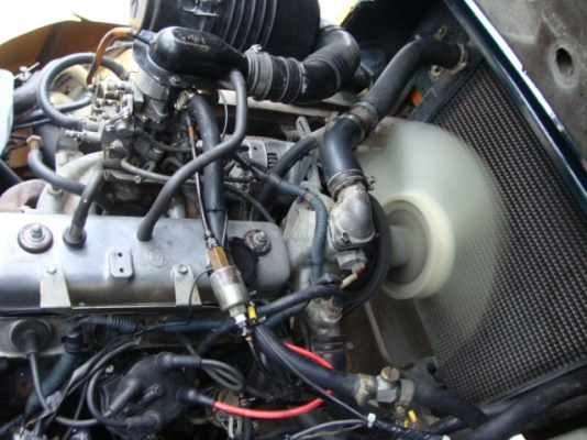 ขายรถโฟล์คลิฟท์  TOYOTA  7FG20  เครื่องยนต์เบนซิน+แก๊ส  เกียร์ธรรมดา  เสาสูง  4 เมตร  งา 1,070  มม. ยางตัน