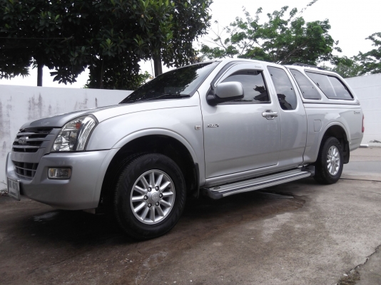 ลดราคา!!!!!!ขาย ISUZU SLX 3000CC 2004