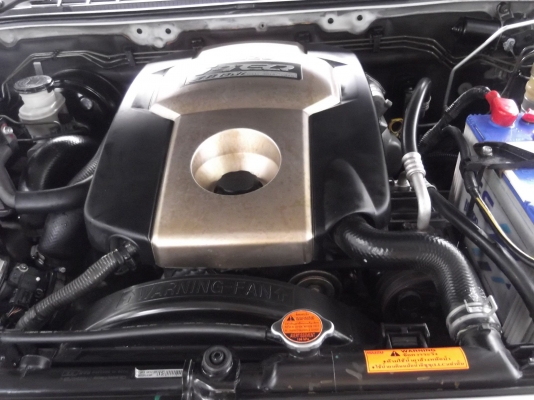 ลดราคา!!!!!!ขาย ISUZU SLX 3000CC 2004