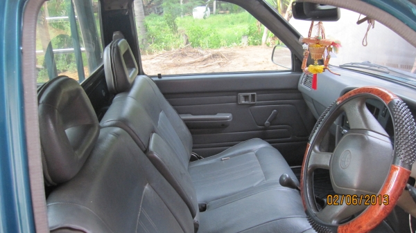 ขายๆไมตี้เอ็กปี35..กระบะตอนเดียวรถบ้าน..รถคุณหมอ...ใช้งานน้อยครับสภาพพร้อมใช้งานเครื่องเงียบไม่ไอไม่จามไม่มีเยิ้มซื้อไปไม่ต้องทำไรพร้อมใช้งานครับสีเขียวคอเป็ดสวยๆๆกันชนหน้า+หลัง+คอกกระบะแสตนเลสสวยๆ+ล้อแม๊ค+ยางใหม่+แบตเตอรี่ใหม่+คอมแอร์ใหม่ระบบแอร์พึ่งทำมา