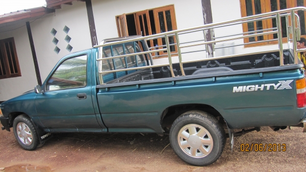 ขายๆไมตี้เอ็กปี35..กระบะตอนเดียวรถบ้าน..รถคุณหมอ...ใช้งานน้อยครับสภาพพร้อมใช้งานเครื่องเงียบไม่ไอไม่จามไม่มีเยิ้มซื้อไปไม่ต้องทำไรพร้อมใช้งานครับสีเขียวคอเป็ดสวยๆๆกันชนหน้า+หลัง+คอกกระบะแสตนเลสสวยๆ+ล้อแม๊ค+ยางใหม่+แบตเตอรี่ใหม่+คอมแอร์ใหม่ระบบแอร์พึ่งทำมา