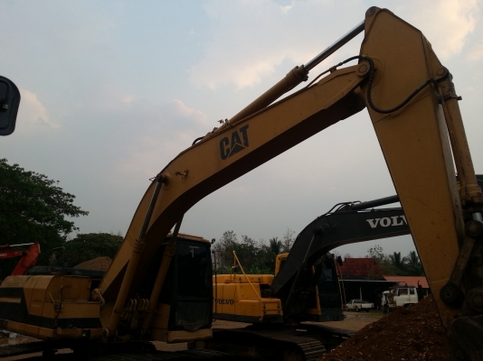 รถแบคโฮ CAT 320 รถแบคโฮ CAT 320