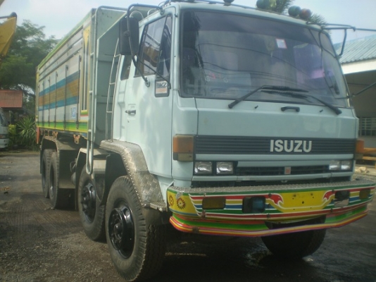 ขายอีซูซุ12ล้อ2คานหน้า รถสภาพพร้อมใช้งาน