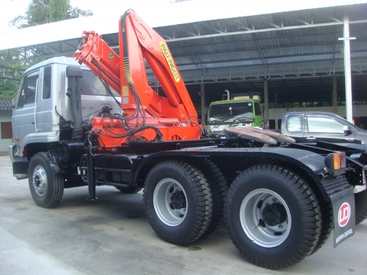 NISSAN-UD CWM430 - 290 HP พร้อมเฮียบพับ 5 ตัน 4 ปลอก NISSAN-UD CWM430 - 290 HP พร้อมเฮียบพับ 5 ตัน 4 ปลอก