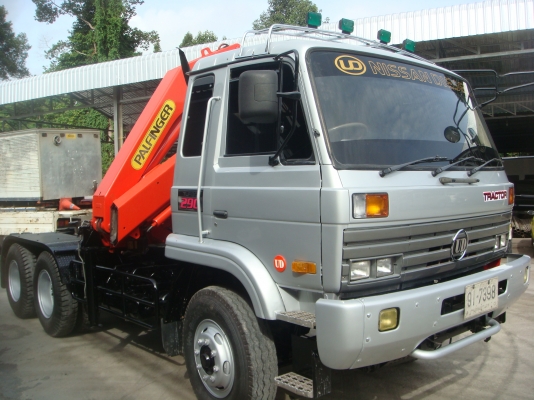 NISSAN-UD CWM430 - 290 HP พร้อมเฮียบพับ 5 ตัน 4 ปลอก NISSAN-UD CWM430 - 290 HP พร้อมเฮียบพับ 5 ตัน 4 ปลอก