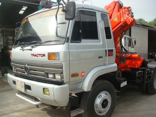NISSAN-UD CWM430 - 290 HP พร้อมเฮียบพับ 5 ตัน 4 ปลอก NISSAN-UD CWM430 - 290 HP พร้อมเฮียบพับ 5 ตัน 4 ปลอก