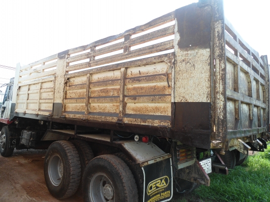 ขายด่วนไอ้หลงMITSUBISHI FN527MA สองเพลาดั้มสภาพพร้อมใช้โทร 0801515451 0811838154