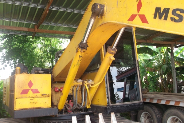 เทเลอร์ หัวยาว แบ็คโฮ มิตรซู 6DS7 110  แพ็คคู่