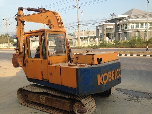 ขายรถแบคโฮ KOBELCO SK60 นำเข้าจากญี่ปุ่น ติดต่อ 089-8368497