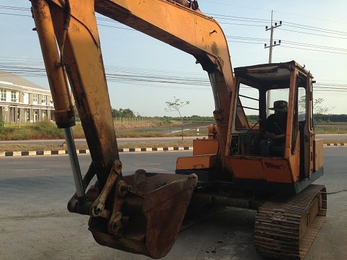 ขายรถแบคโฮ KOBELCO SK60 นำเข้าจากญี่ปุ่น ติดต่อ 089-8368497