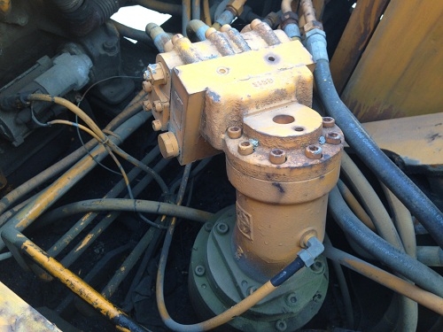 ขายรถแบคโฮ KOBELCO SK60 นำเข้าจากญี่ปุ่น ติดต่อ 089-8368497