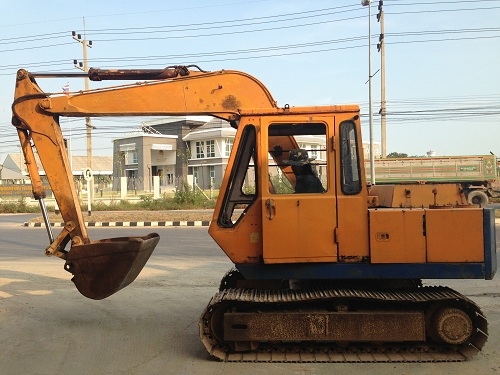 ขายรถแบคโฮ KOBELCO SK60 นำเข้าจากญี่ปุ่น ติดต่อ 089-8368497