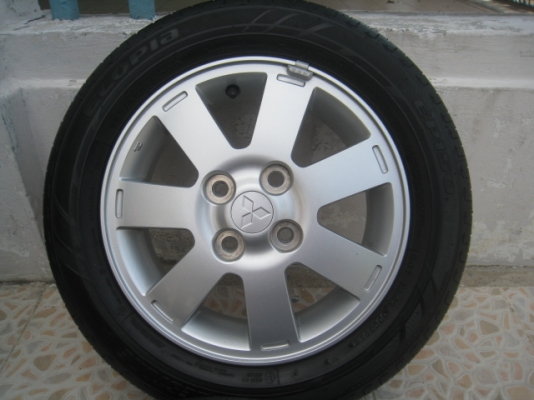 ขายล้อแม็ก Mitsubishi mirage 14"x4.5" et46 4รู100 +ยางปลายปี 12  (081-3747940)