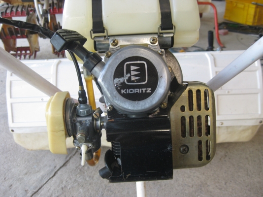 เครื่องพรวนหญ้าในร่องนาดำ