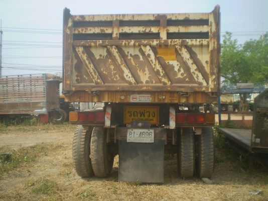 ขายลูกพ่วง2เพลาดั้มกระบะสามมิตรครับ