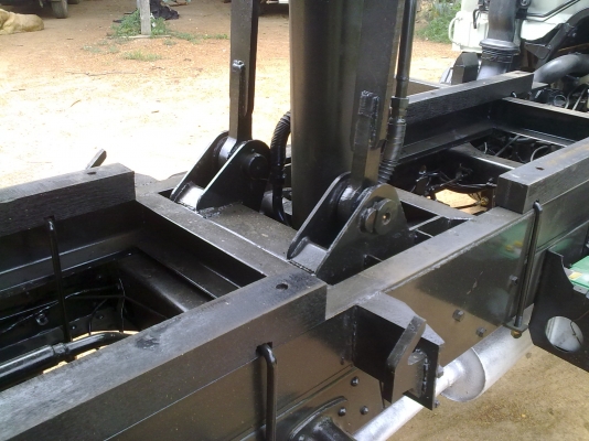 Hino KM777 117 HP WO4D ดั๊มพ์ใหม่กริ๊บ รถห้าง ราคาเบาๆ Hino KM777 117 HP WO4D ดั๊มพ์ใหม่กริ๊บ รถห้าง ราคาเบาๆ