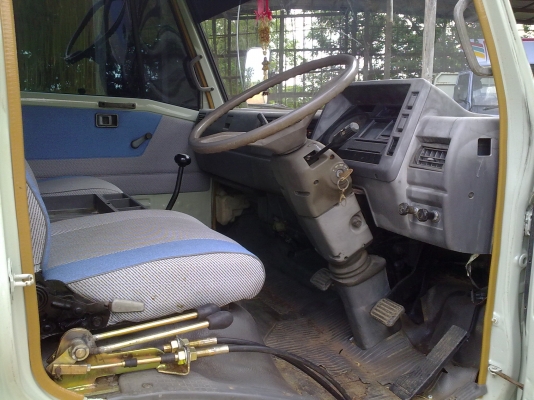 Hino KM777 117 HP WO4D ดั๊มพ์ใหม่กริ๊บ รถห้าง ราคาเบาๆ Hino KM777 117 HP WO4D ดั๊มพ์ใหม่กริ๊บ รถห้าง ราคาเบาๆ