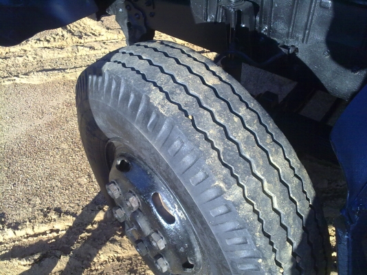 Hino KM777 117 HP WO4D ดั๊มพ์ใหม่กริ๊บ รถห้าง ราคาเบาๆ Hino KM777 117 HP WO4D ดั๊มพ์ใหม่กริ๊บ รถห้าง ราคาเบาๆ