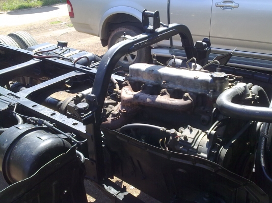 Hino KM777 117 HP WO4D ดั๊มพ์ใหม่กริ๊บ รถห้าง ราคาเบาๆ Hino KM777 117 HP WO4D ดั๊มพ์ใหม่กริ๊บ รถห้าง ราคาเบาๆ