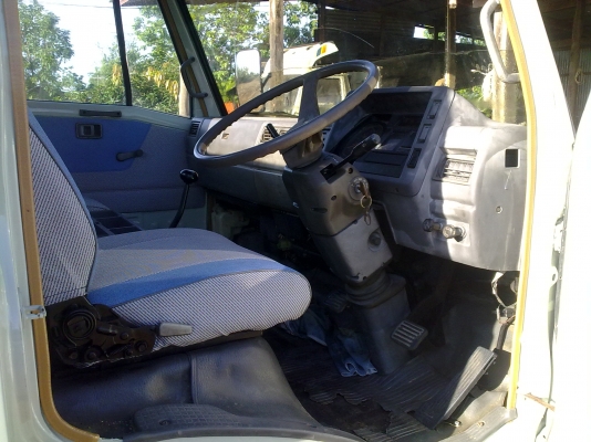 Hino KM777 117 HP WO4D ดั๊มพ์ใหม่กริ๊บ รถห้าง ราคาเบาๆ Hino KM777 117 HP WO4D ดั๊มพ์ใหม่กริ๊บ รถห้าง ราคาเบาๆ