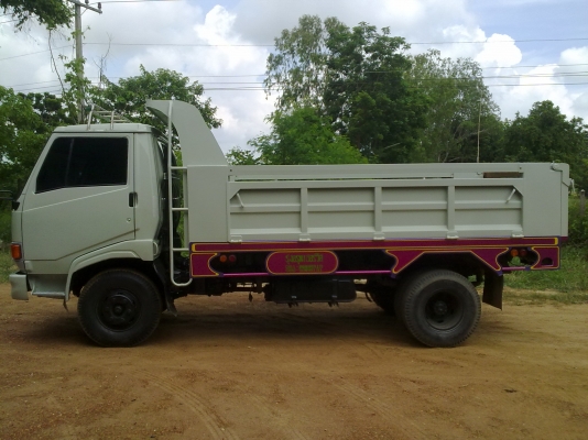 Hino KM777 117 HP WO4D ดั๊มพ์ใหม่กริ๊บ รถห้าง ราคาเบาๆ Hino KM777 117 HP WO4D ดั๊มพ์ใหม่กริ๊บ รถห้าง ราคาเบาๆ